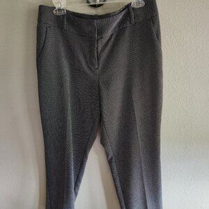Women’s Worthington Curvy Fit Ankle/Cropped/Capri Trousers Size 10S
